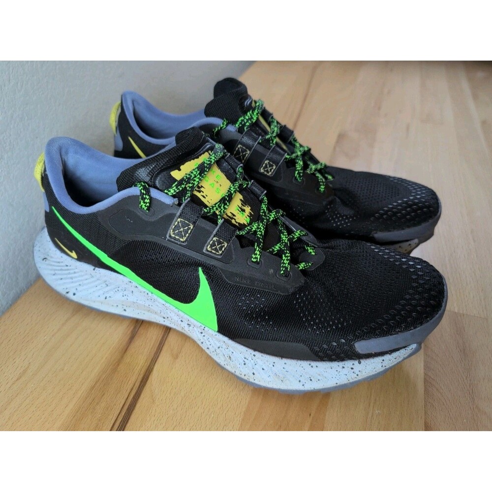 Nike Pegasus Trail 3 Men’s Size 13 Black Green Strike Running Shoes DA8697-004